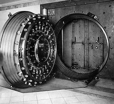 Large Vault